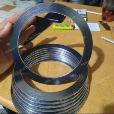Spiral Wound Gasket Tipe Basic OD 158mm x ID 100mm x Tebal 4.5mm