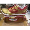 sepatu lining badminton( gold/ red) original new model dengan harga yang sangat murah