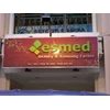 bill board hurup timbul acrylic