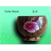gelas kelapa kecil ( batok ) + air brush