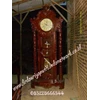 jam mahkota tiang ukir