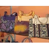 pengrajin tas batik