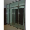 pintu kaca tempered