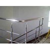 partisi tangga stainless steel