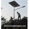 lampu jalan solarcell di jakarta indonesia