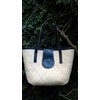 tas anyaman rotan bali.lidah besar, kulit hitam