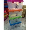 box container ( cliplock ) bening + putih taiwan