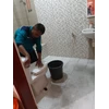general cleaning aktivitas membersihkan toilet