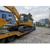 disewakan / rental alat berat excavator pc 300 surabaya-1