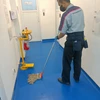 cleaning service moping area depan ruangan penyimpanan di tendean