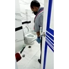 cleaning service cek berkala toilet lobby fashlab klinik & lab