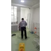 office boy/girl swiping mopping belakang ruangan lounge 11 04 2022