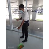 office boy/girl sweeping ulang ruang tunggu vaksin 16 04 2022