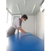 office boy/girl dusting meja ruang penyimpanan 03/06/2022