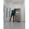 office boy/girl swiping lorong lift lantai utama 23/06/2022
