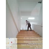 office boy/girl sweping tangga lantai tiga 11/11/2022