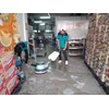 general cleaning polisher lantai gudang barang di wonderfood indonesia