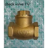 check valve / stop kran bahan kuningan / brass 1 1/2 inch merk unnu