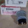 cummins 3913616 sensor oil pressure sender oil - sensor oli - 10mm