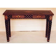 Meja Konsul Batik