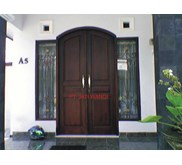 Pintu Utama 13