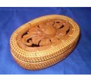 Copok oval ukir motif