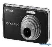 Nikon S520