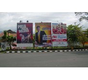 Baliho Lapangan Sario