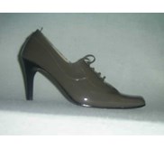 Sandal dan sepatu wanita
