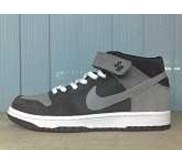 nike dunk sb mid IV