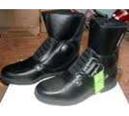 sepatu touring tomkins