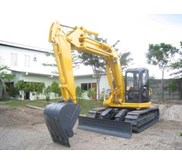 FOR RENTAL/ SEWA ALAT BERAT: Excavator PC100 / PC128 