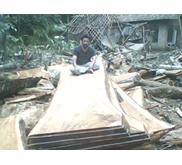 meja dari kayu trembesi
