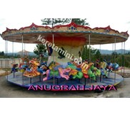 Komedi Putar Besar Kuda Pusing Carousel