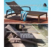 lounger anyam synthetic