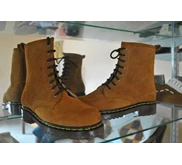suka docmart suede