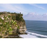 Uluwatu-kecak dance seafood dinner tour