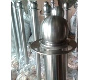 Tiang antrian stainless