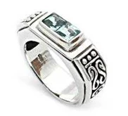 Cincin Perak Exquisite Scrollwork Band Ring with Two 4 mm Square Gems