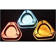 Asbak Segitiga Warna 70005