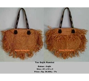TAS ANYAMAN , TAS WANITA , TAS TENTENG , TAS RAJUT , KERAJINAN TAS