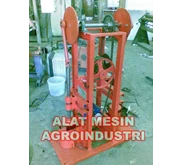 MESIN PRESS BAGLOG JAMUR