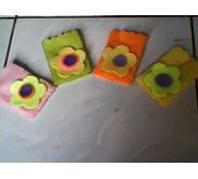 tempat koin flanel