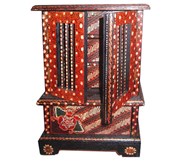 almari batik ruji