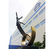 PATUNG KUNINGAN