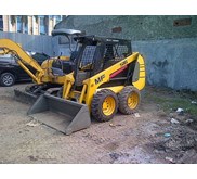 ALAT BERAT BEKAS SKID STEER / MINI LOADER MERK MF 516 THN 2001 , KAP 0, 8 M3 IMPORT EX JEPANG