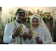 Sanggar rias pengantin dan kursus Make up / Jilbab