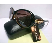 KACAMATA HITAM