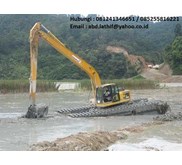 swamp buggy / excavator
