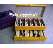 box kamata susun isi 12 vinyl